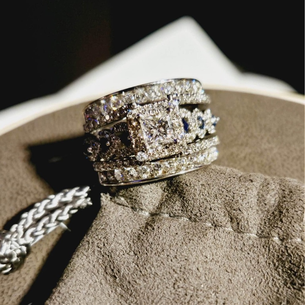 Vera Wang Love Collection 1 carat engagement ring, + 1 carat enhancement.